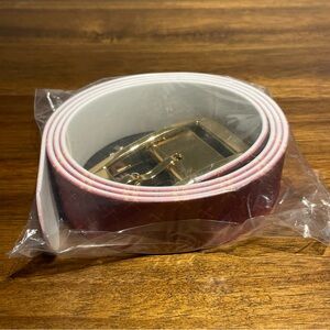 NEW IN PACKAGING: C4 Equestrian Belt